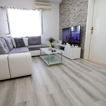 Apartment Toni Makarska Esterno foto