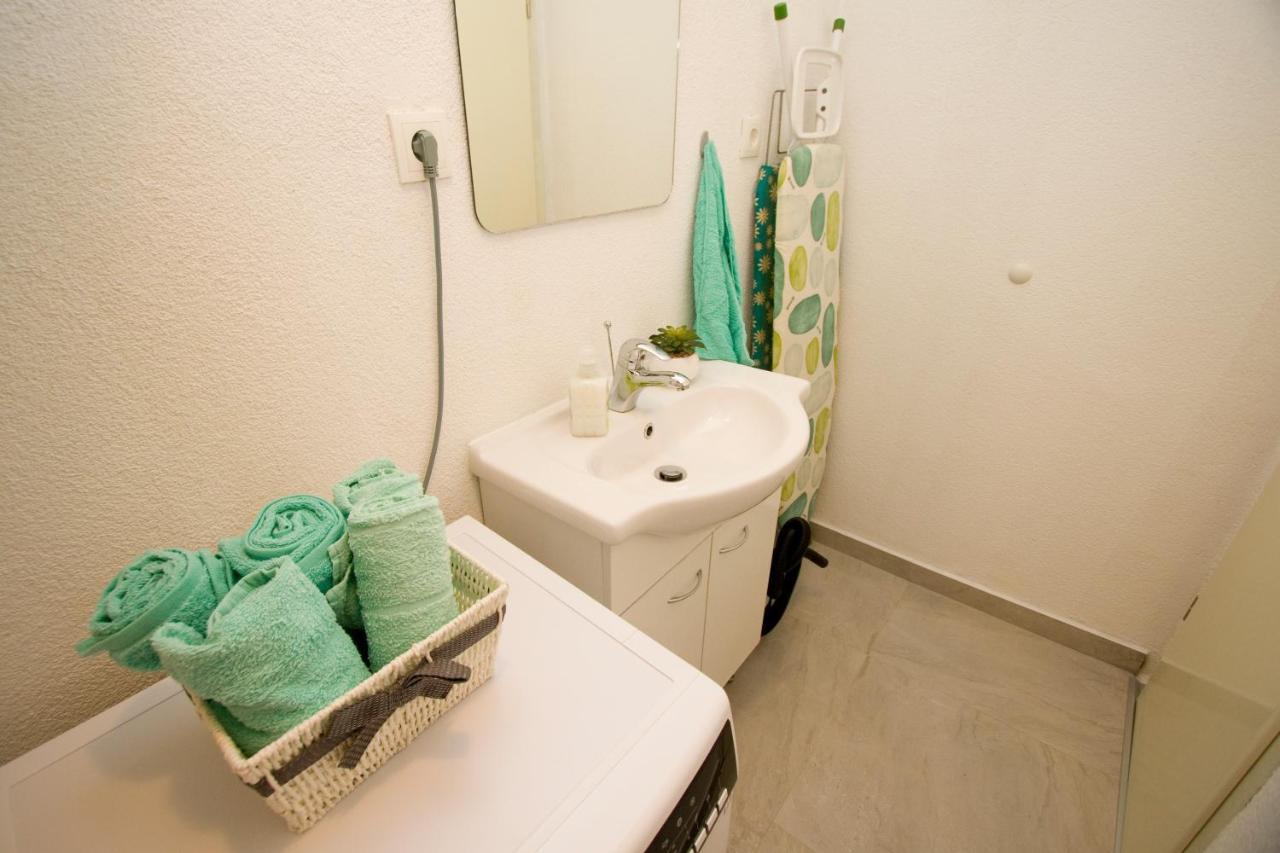 Apartment Toni Makarska Esterno foto