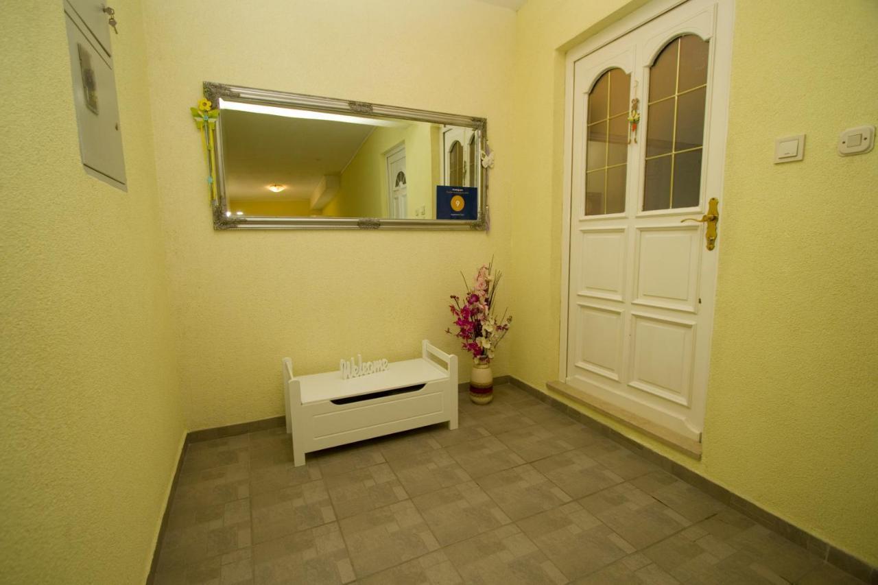 Apartment Toni Makarska Esterno foto