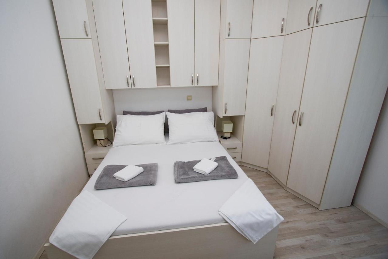 Apartment Toni Makarska Esterno foto