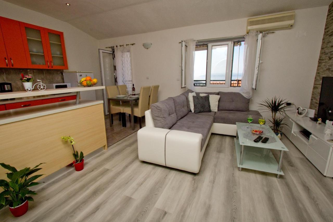 Apartment Toni Makarska Esterno foto