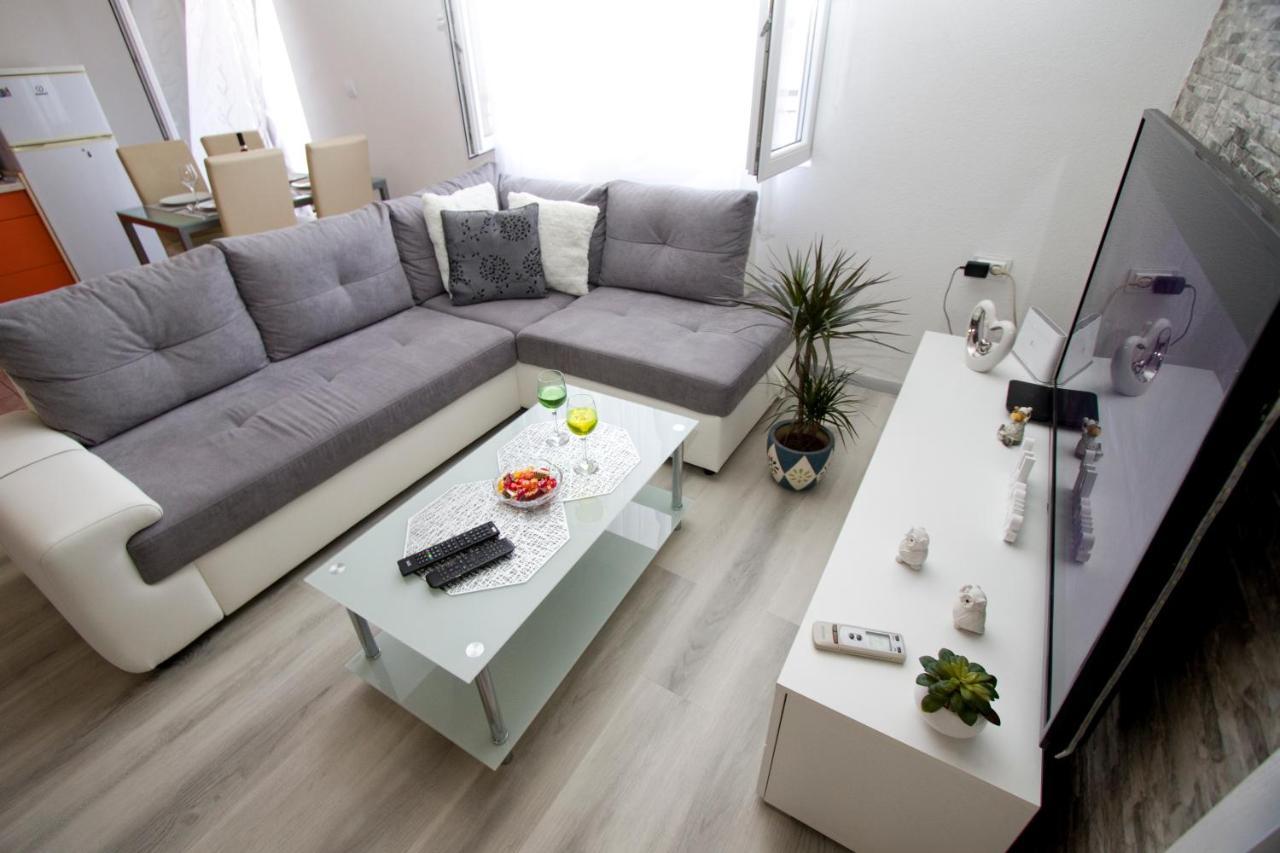Apartment Toni Makarska Esterno foto