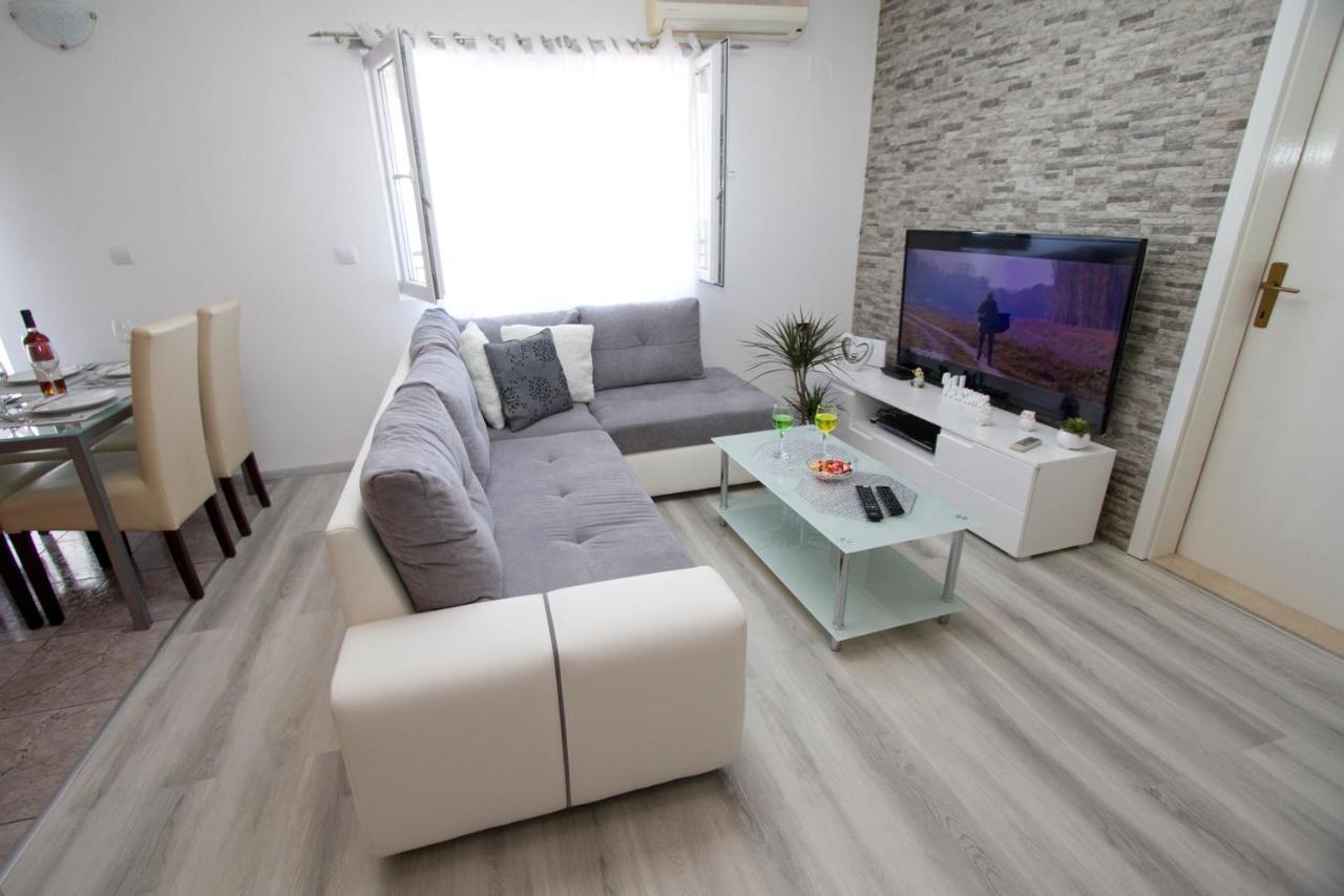 Apartment Toni Makarska Esterno foto