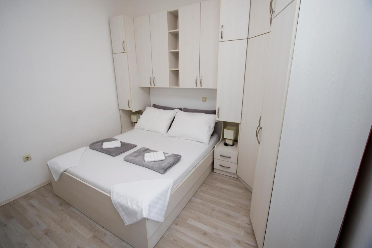 Apartment Toni Makarska Esterno foto